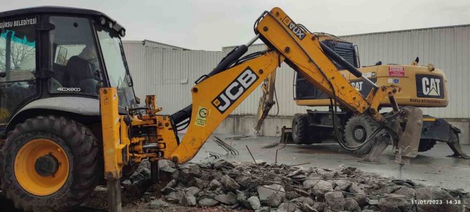 Gürsu’da Bu Yılın İlk İki Ayında 8 Kaçak Yapı Yıkıldı