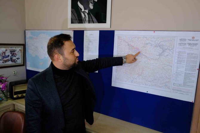 Erzincan İ̇nşaat Mühendisleri Odası Başkanı Mengi: “Yatay Mimari Yeterli Değil, Ticari Yapılarımızda Maddi Kaygılarınızı Bir Kenara Koyup Yapı Stokumuzu Güncellememiz Lazım”