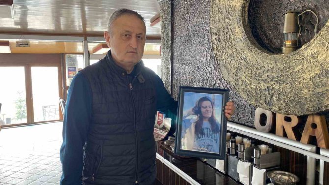 Depremde Ölen Personelinin Anısını İşletmesinde Yaşatıyor