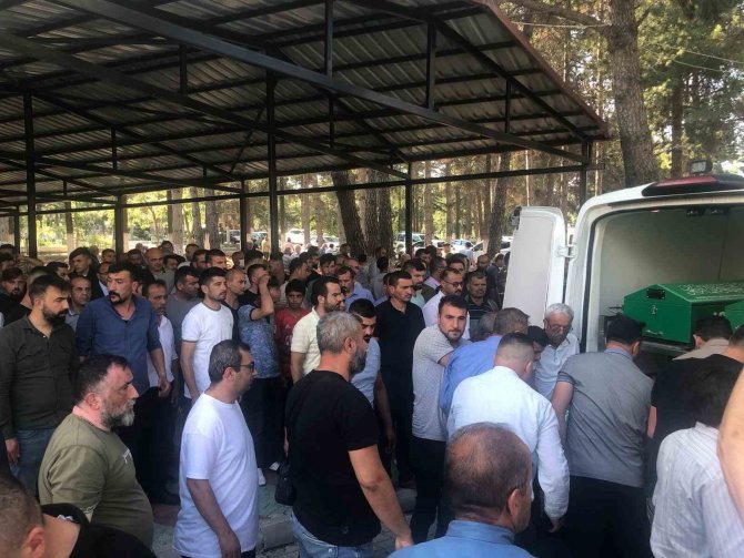 İ̇ki Aylık Hamile Eşini Öldüren Şahıs İkinci Kez Hakim Karşısına Çıktı