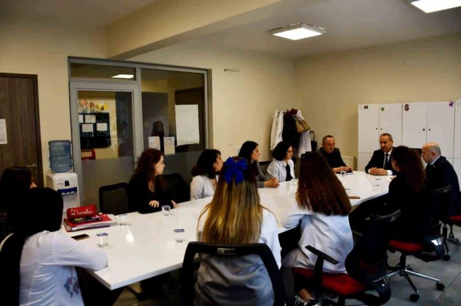 Depremzede 603 Öğrenci Karabük’te Ders Başı Yaptı