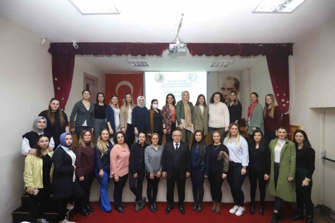 Kartal’da Kreş Öğretmenleri Çocuklara Depremi Anlatmak İçin Eğitim Aldı