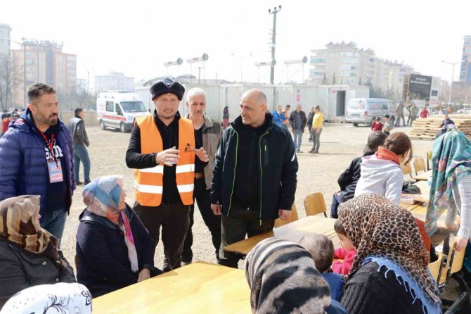 Depremzede Çocukların Park Talebi Yerine Getirilecek