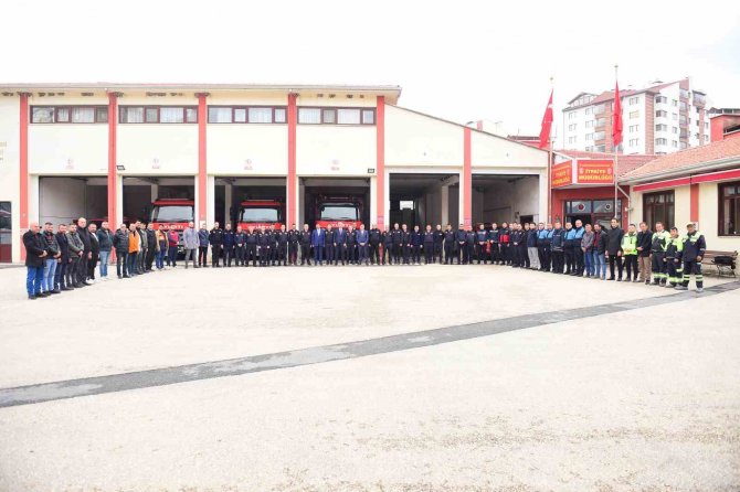 Deprem Bölgesinden Kastamonu’ya Dönüş Yapan Belediye Personeline Teşekkür Ziyareti