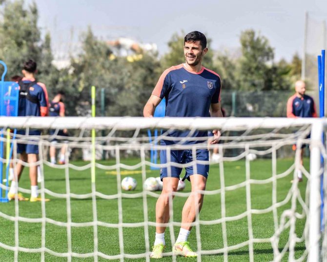 Başakşehir, Alanyaspor Maçı Hazırlıklarına Antalya’da Devam Etti