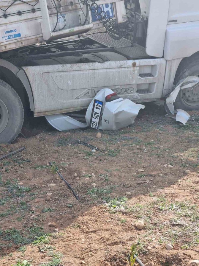 Mardin’de 2 Kişinin Öldüğü Kazada Acı Detay Ortaya Çıktı: Depremden Kaçarken Kazada Can Verdiler