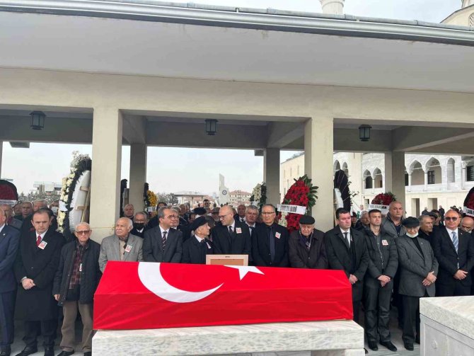 Yargıtay Eski Onursal Başsavcısı Sabih Kanadoğlu Son Yolculuğuna Uğurlandı