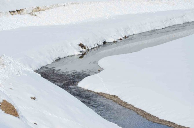 Buz Tutan Menderesler Çözülmeye Başladı