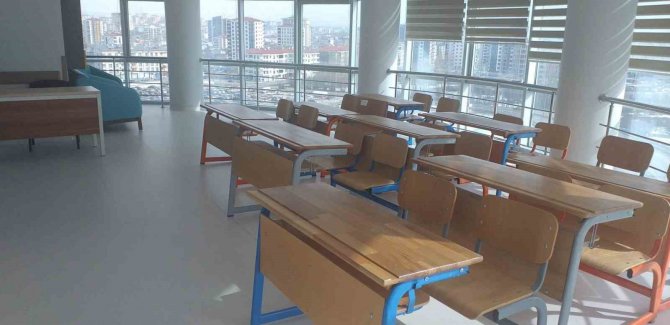 Sivas’ta Hastanelerde Sınıf Oluşturuldu