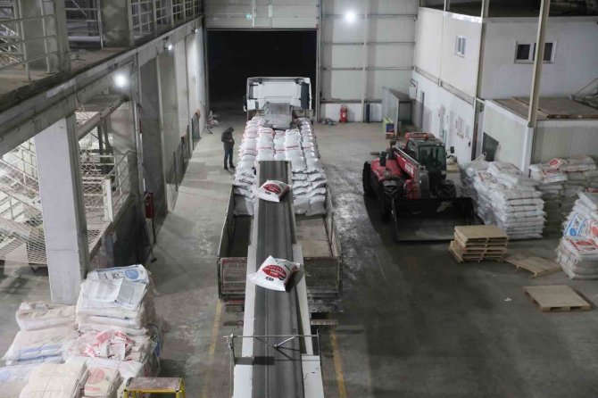 Sivas’tan Deprem Bölgesine Yem Desteği