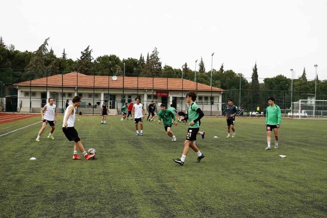 Genç Horozlar, Rize’yi Konuk Edecek