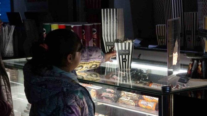 Uşak’ta 400 Depremzede İçin Moral Etkinliği Düzenlendi