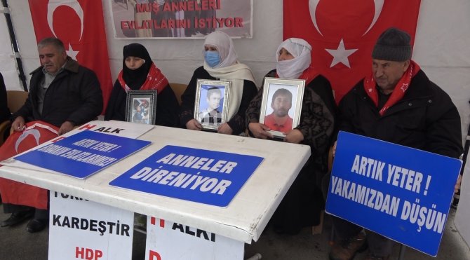 Ailelerin Evlat Nöbeti Üç Hafta Sonra Tekrar Başladı