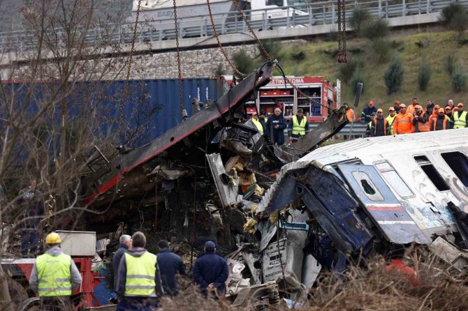 Yunanistan’da 3 Gün Ulusal Yas İlan Edildi