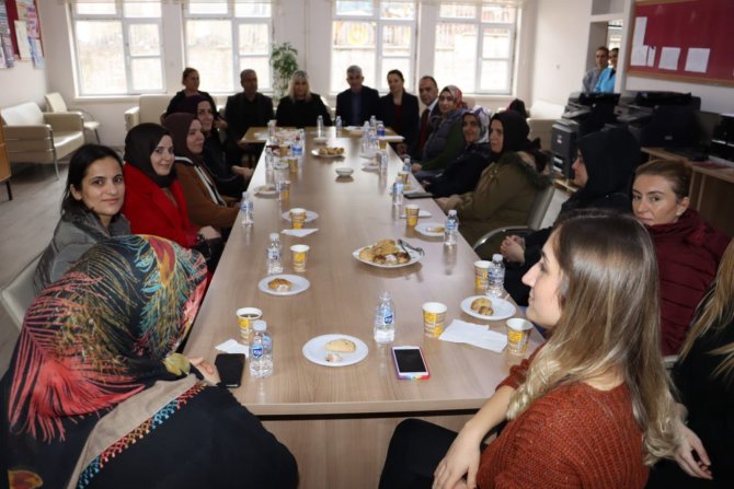 Depremden Etkilenen Velilerle Anlamlı Buluşma