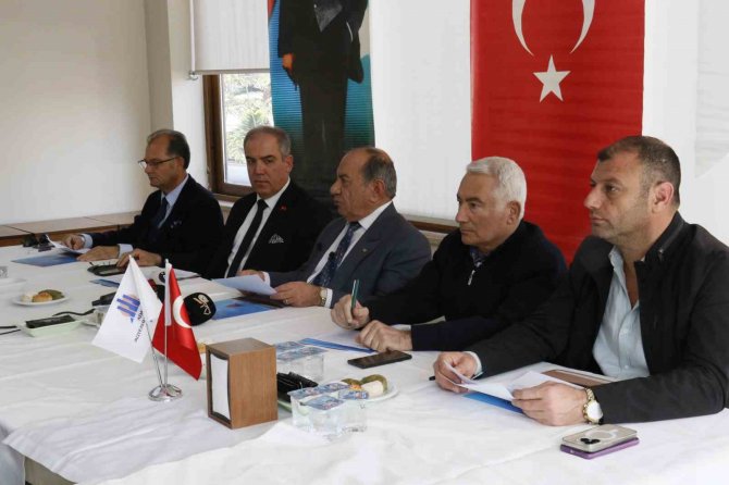 Müteahhitler Birliği Başkanı Çakıroğlu: "Tek Suçlu Müteahhitler Değil, Ruhsat Veren Yerel Yönetimler De Sorumlu"