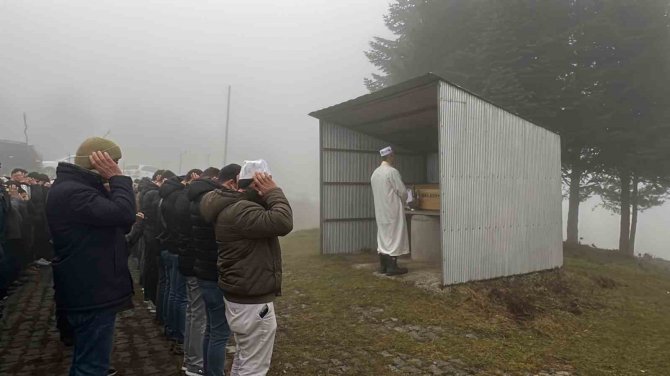Organları Bağışlanan Minik Berat Son Yolculuğuna Uğurlandı
