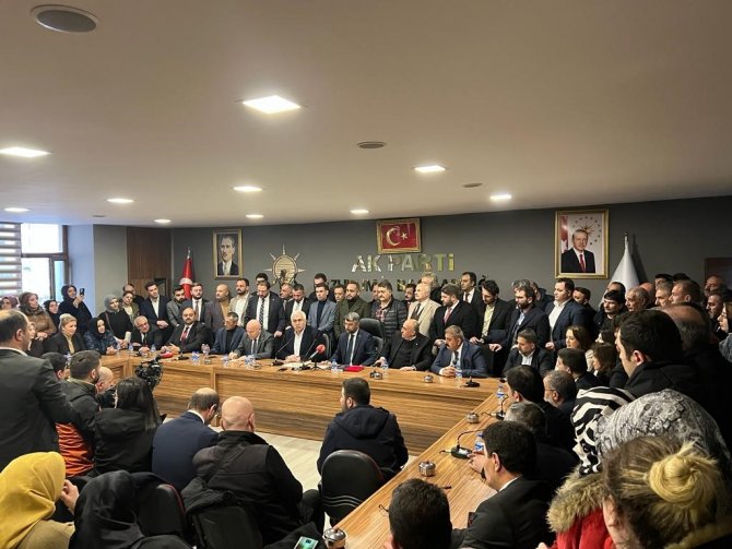 Ak Partide Devir Teslim Töreni