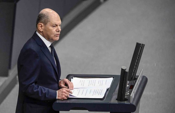 Almanya Başbakanı Scholz’dan Çin’e Çağrı: "Moskova’daki Nüfuzunuzu Kullanarak Rus Birliklerinin Geri Çekilmesini Sağlayın"