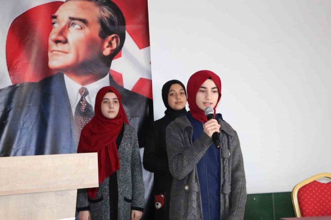 Dereceye Giren Öğrenciler Ödüllendirdi