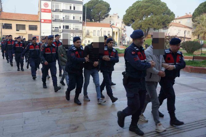 Aydın Merkezli Üç İlde Tefecilik Ve Yasa Dışı Bahis Operasyonu: 8 Gözaltı