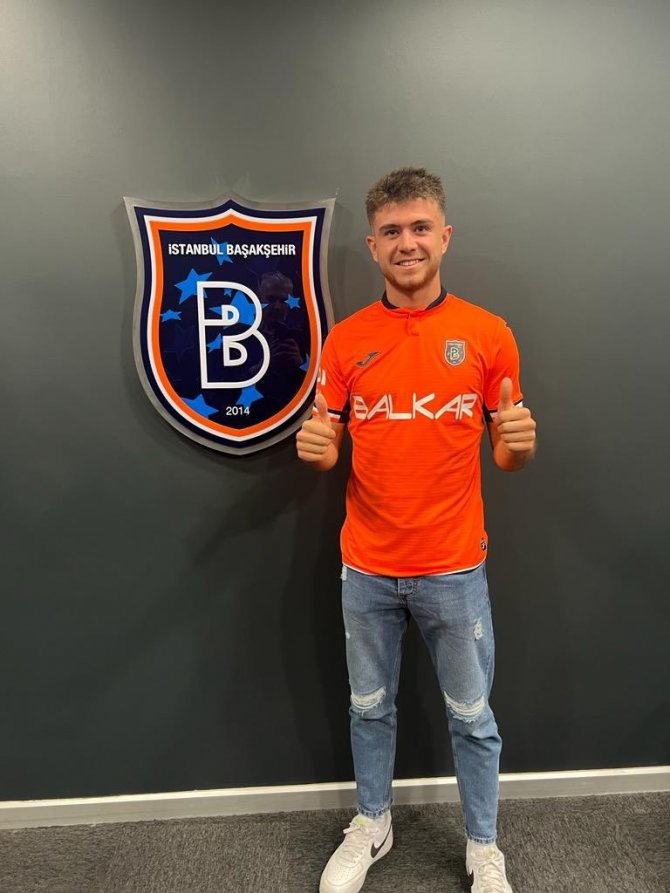 Başakşehir, Berkay Aydoğmuş’u Renklerine Bağladı