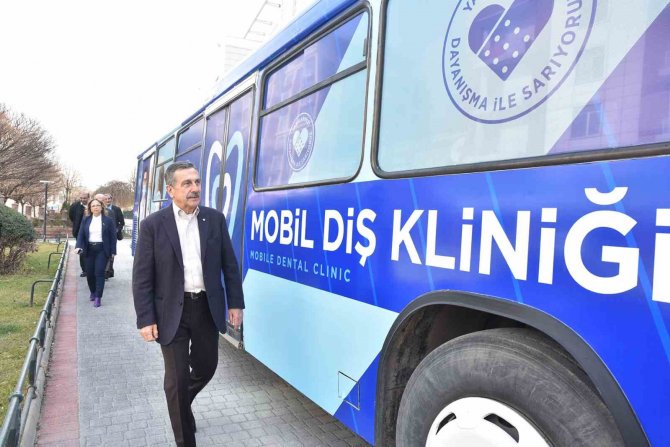 Mobil Diş Kliniği Hatay İçin Yola Çıktı