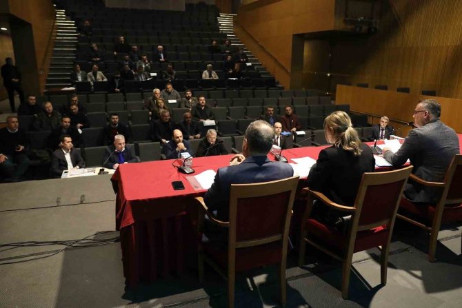 Bergama’ya Gelen Depremzedelerden Katı Atık Bedeli Alınmayacak