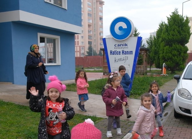 Canik’te Miniklerin Tiyatro Sevinci