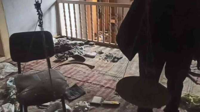 İ̇lgisiz Kalan Eski Konak Yok Olma Tehlikesi İle Karşı Karşıya Kaldı