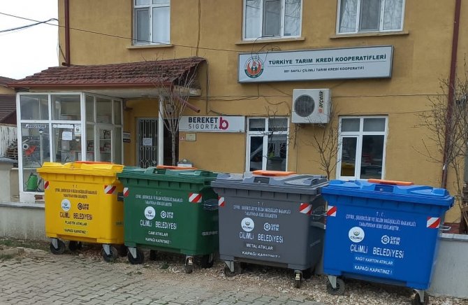 Çilimli’de Çöpler Geri Dönüşüme