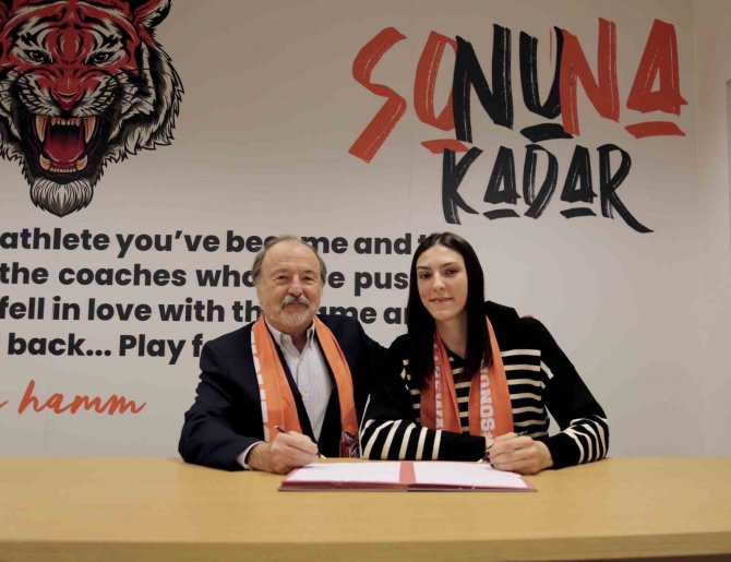 Eczacıbaşı, Tijana Boskovic İle Sözleşme Yeniledi