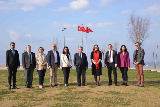 Ekonomi Muhabirleri Sandığa Gidiyor