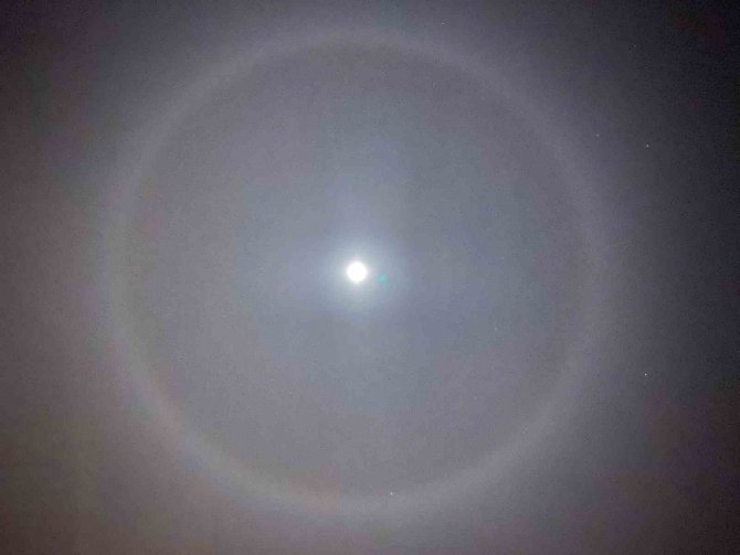 Elazığ’da Ay Halesi Oluştu