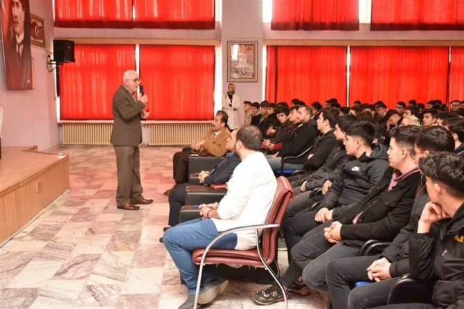 "Ermeni Meselesi" Semineri Düzenlendi