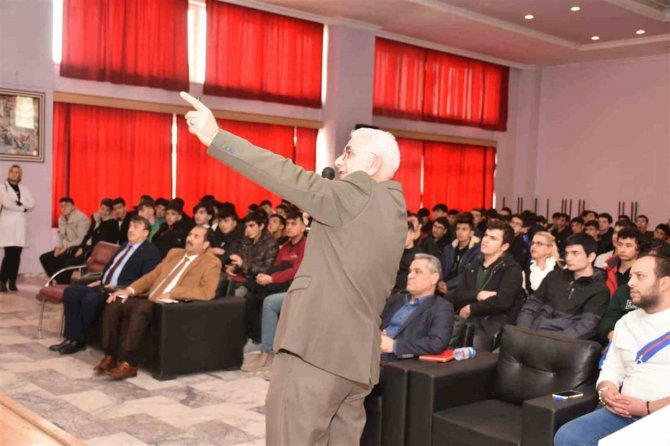 "Ermeni Meselesi" Semineri Düzenlendi