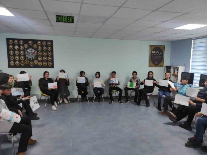 Depremzede Çocuklara Psikolojik Destekler Sürüyor