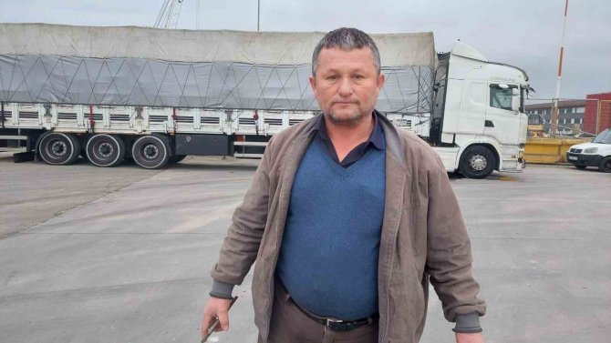 Alev Alev Yanan Feribottan Toplu Halde Denize Atlamayı Düşünmüşler