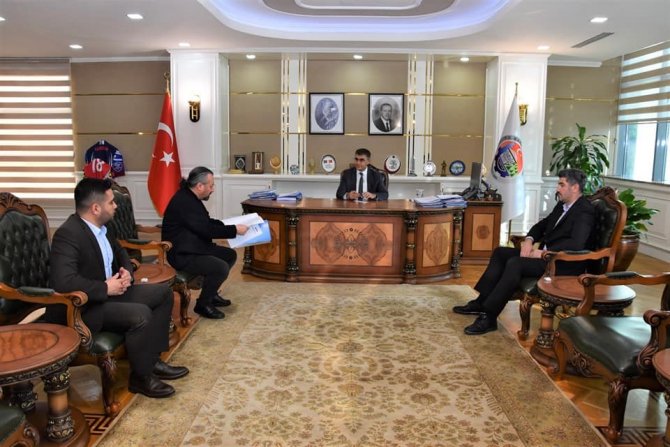 Dostluk Maçının Geliri Depremzedeler İçin Bağışlandı