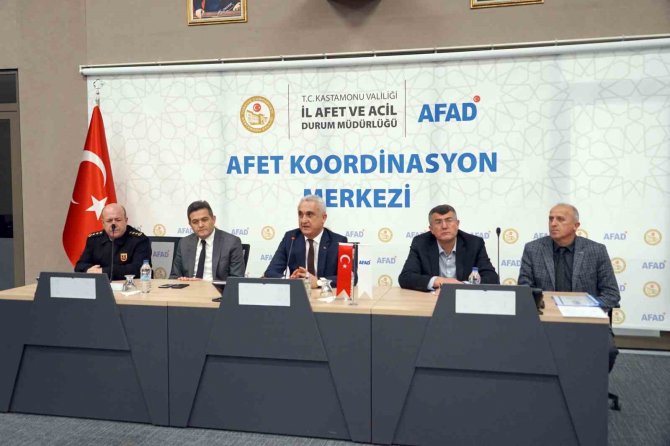 Enkazdan Onlarca Kişiyi Sağ Çıkaran Afad Ve Jak Ekiplerine Teşekkür Ziyareti
