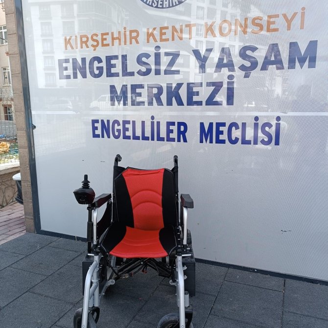 Kent Konseyi Engeller Meclisinden Engelli Depremzedelere Destek