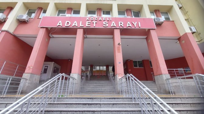 Vatandaşları 12 Milyon Tl Dolandırdığı İddia Edilmişti, Hakkında Yeni Dava Açıldı