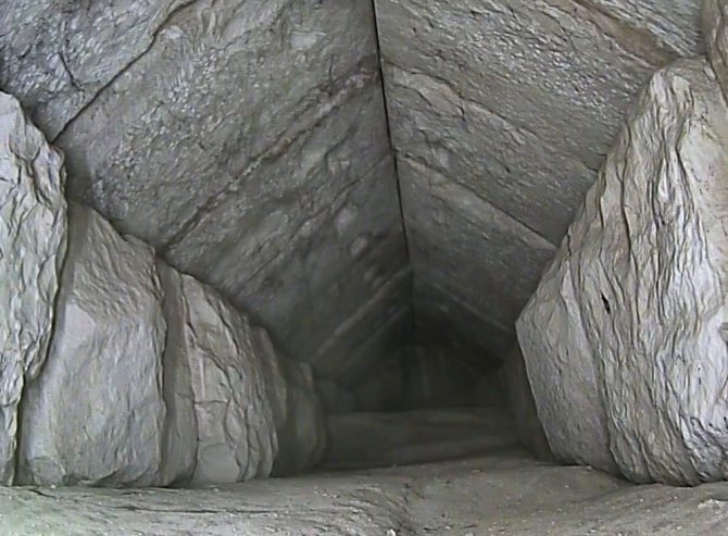 Mısır’daki Büyük Piramit’te 9 Metre Uzunluğunda Gizli Bir Koridor Keşfedildi