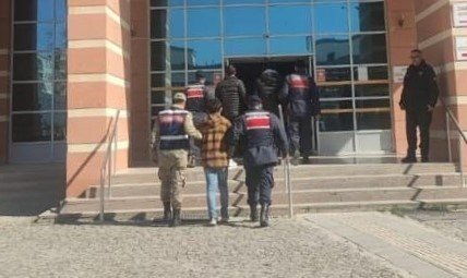 Yayla Evlerinden Hırsızlık Yapan 4 Şüpheli Tutuklandı