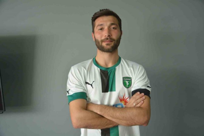 Efeler 09 Sfk Külekci’yi Renklerine Bağladı