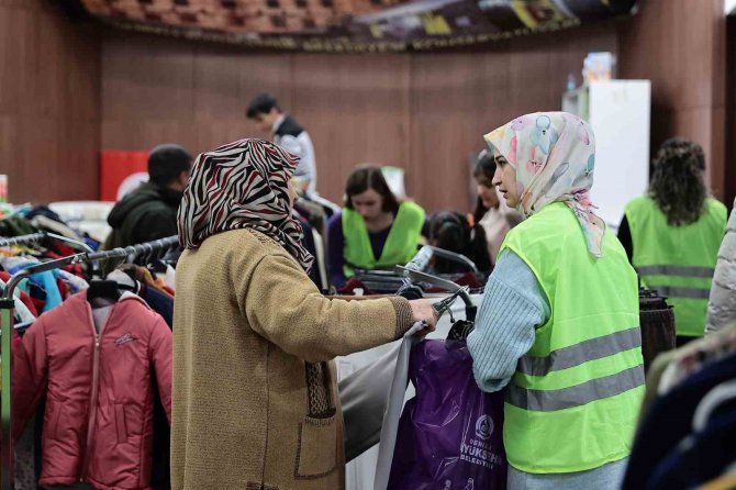 Denizli 15 Bin Afetzedeye Kucak Açtı
