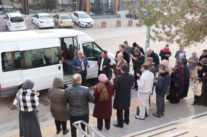 Umreciler Kutsal Topraklara Uğurlandı