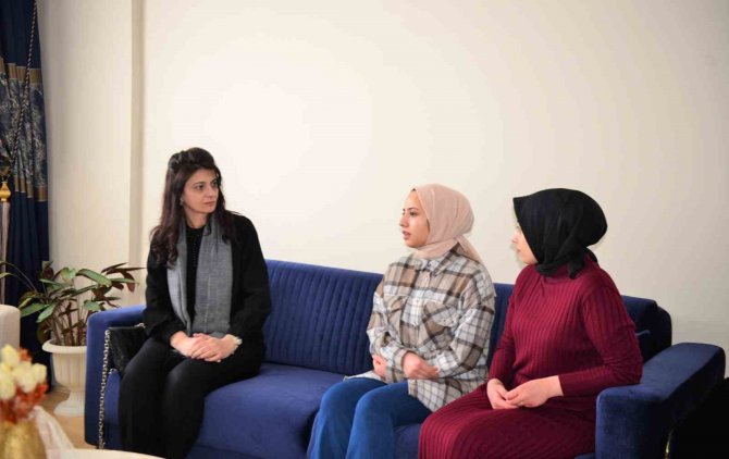 Vali Öner’den Depremzede Ailelere Ziyaret