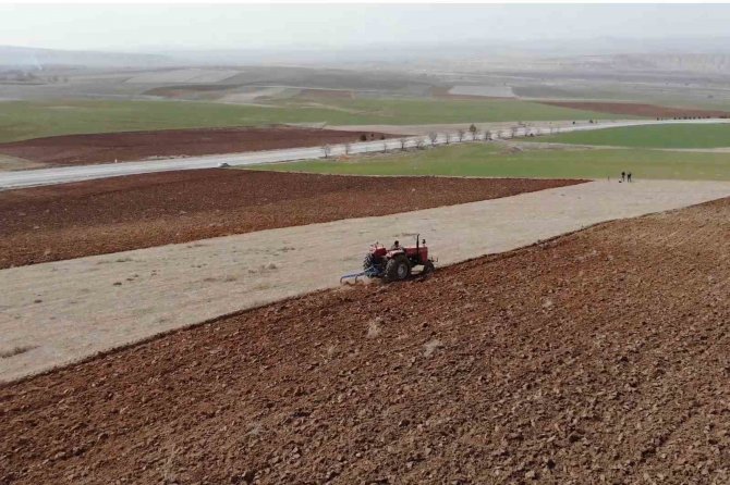 Olağanüstü Kuraklık Çiftçiyi Tedirgin Etti: "Canımız Tarlaya Gitmek İstemiyor"