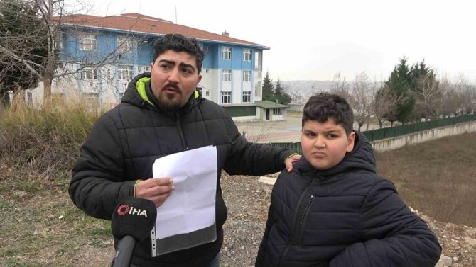 Öğrencisine Tek Başına Bekleme Cezası Veren Müdür Hakkında Suç Duyurusu